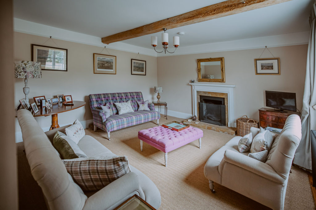 Primrose Hill Farm cozy living room